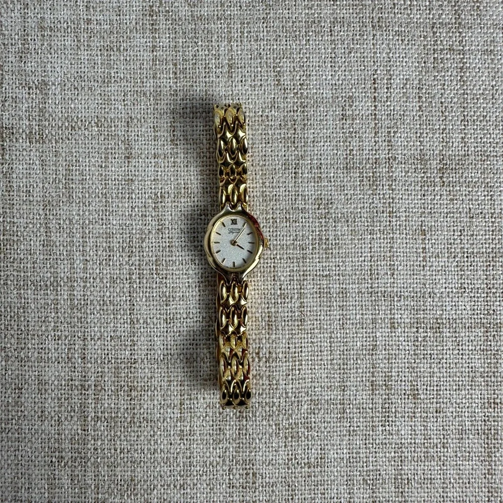 Citizen elegance women